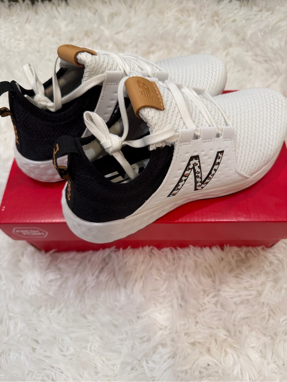 Womens New Balance Fresh Foam Cruzv 1 Reissue- SIZE 7.5 Wide- BRAND NEW